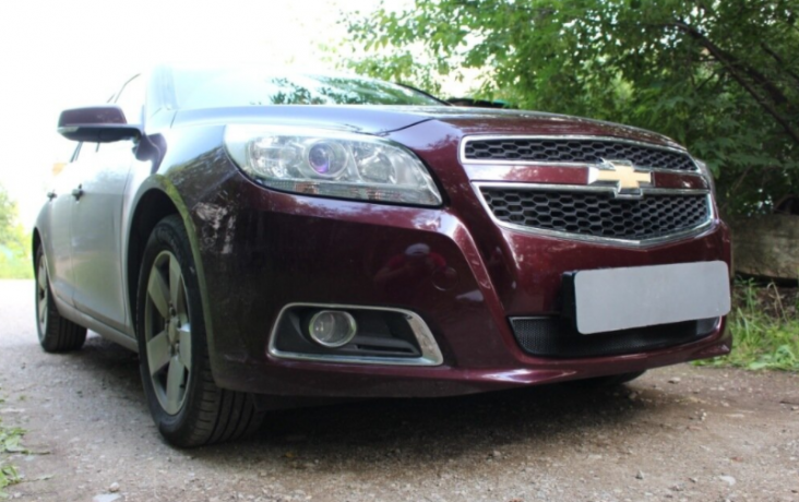 Защита радиатора "Standart" Chevrolet Malibu (2012-2015) чёрная купить недорого с доставкой в Балахна