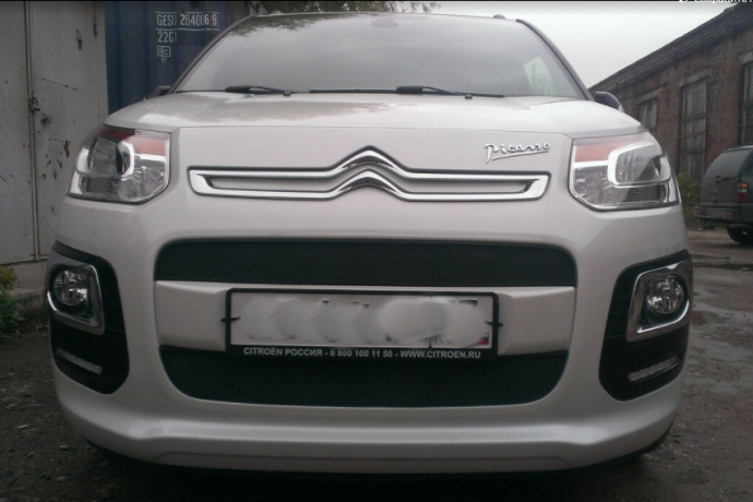 Защита радиатора "Standart" Citroen C3 Picasso (2012-2016) чёрная купить недорого с доставкой в Балахна