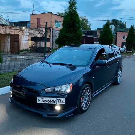 Подиум номера "EVO" №1 (прямой, шагрень, дорестайлинг) для Mitsubishi Lancer 10 (2007-2010) купить недорого с доставкой в Балахна