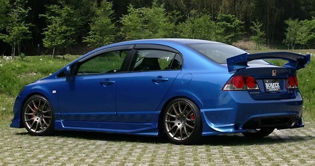 Аэродинамический обвес "Bomex" Honda Civic 4D купить недорого с доставкой в Балахна
