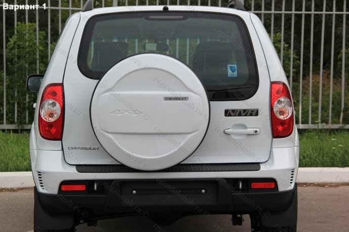 Чехол запасного колеса Chevrolet Niv@ с эмблемой Chevrolet купить недорого с доставкой в Балахна
