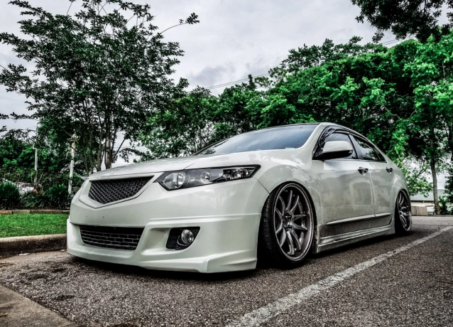 Решетка радиатора "Sport" var №4 (сетка в комплекте) для Honda Accord VIII (2008-2010) купить недорого с доставкой в Балахна