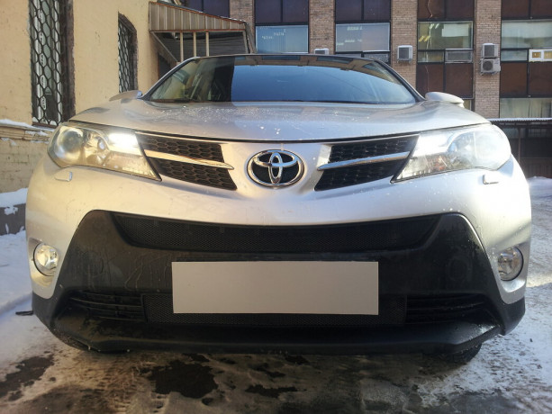 Защита радиатора "Standart" Toyota RAV4 (2012-2015) верх, чёрная купить недорого с доставкой в Балахна